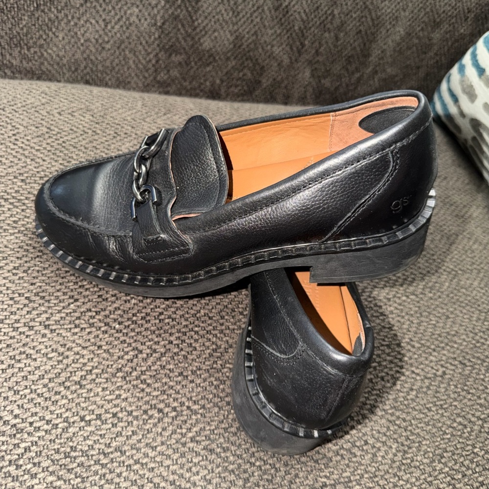 Gentle Souls by Kenneth Cole Women's Janella Slip On Loafer Flats - Picture 2 of 5
